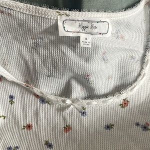 This shirt is from hippie rose. It’s been wore once.